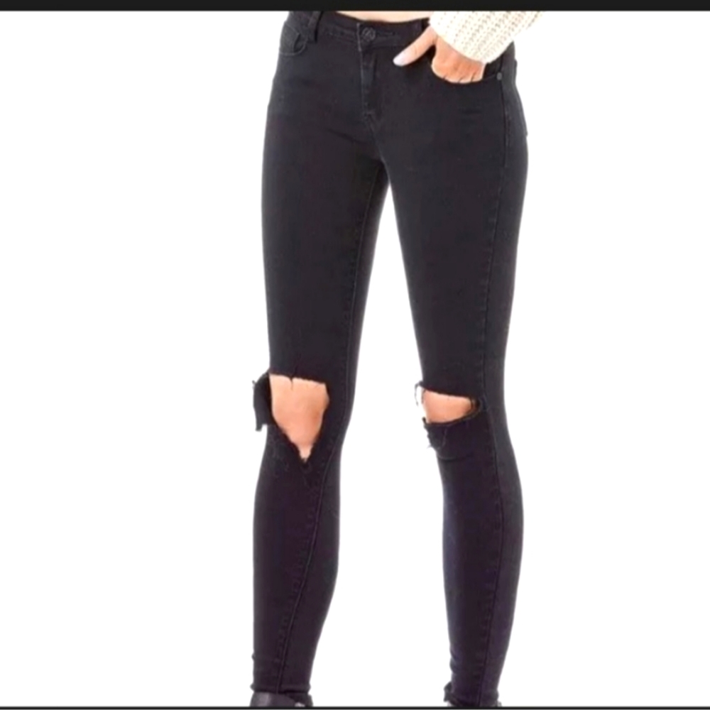 UNIF Push Black Distressed Skinny Jeans